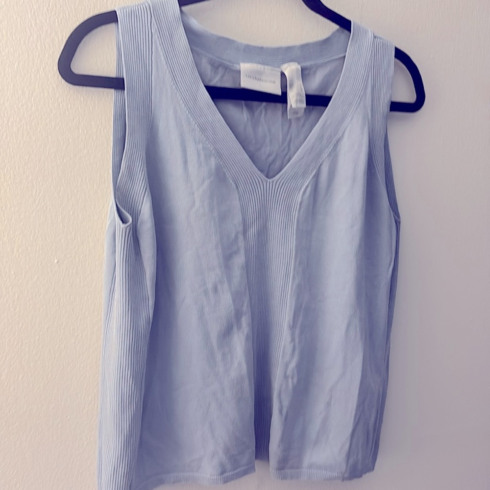 Liz Claiborne top  75 silk